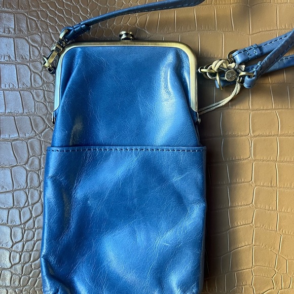 HOBO Womens Melody Genuine Leather Crossbody And Wristlet Bag Atlantis Blue NWT - Picture 2 of 7